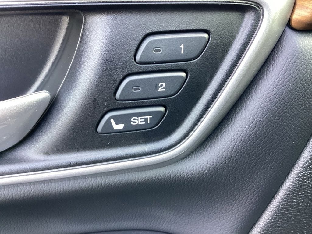 2020 Honda CR-V Touring - Photo 25