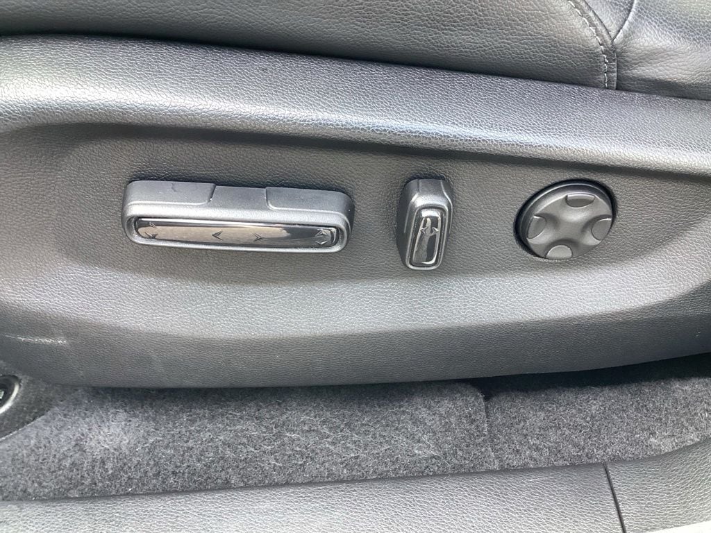 2020 Honda CR-V Touring - Photo 16