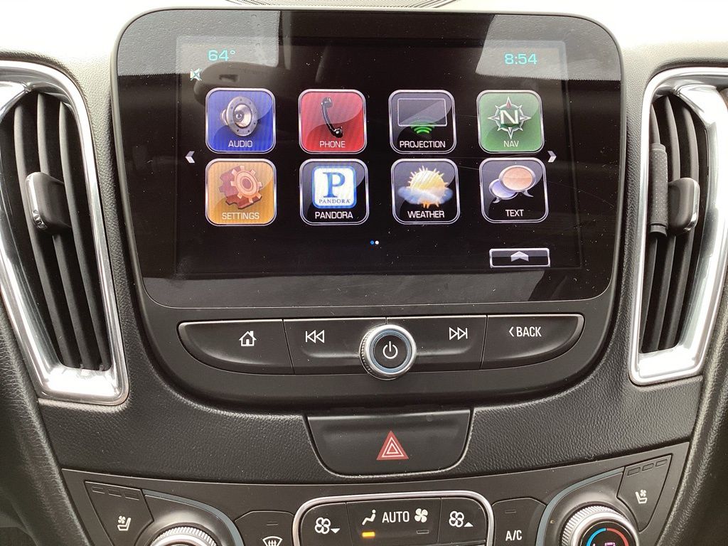 2016 Chevrolet Malibu Premier photo 3