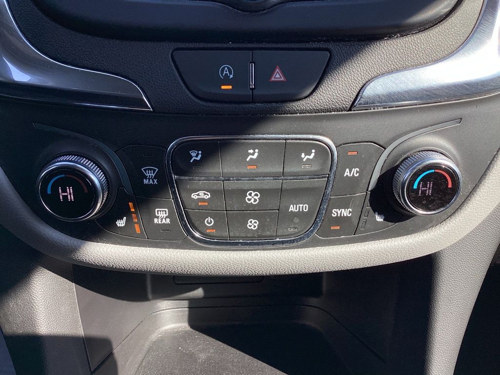 2024 Chevrolet Equinox LT - Photo 24