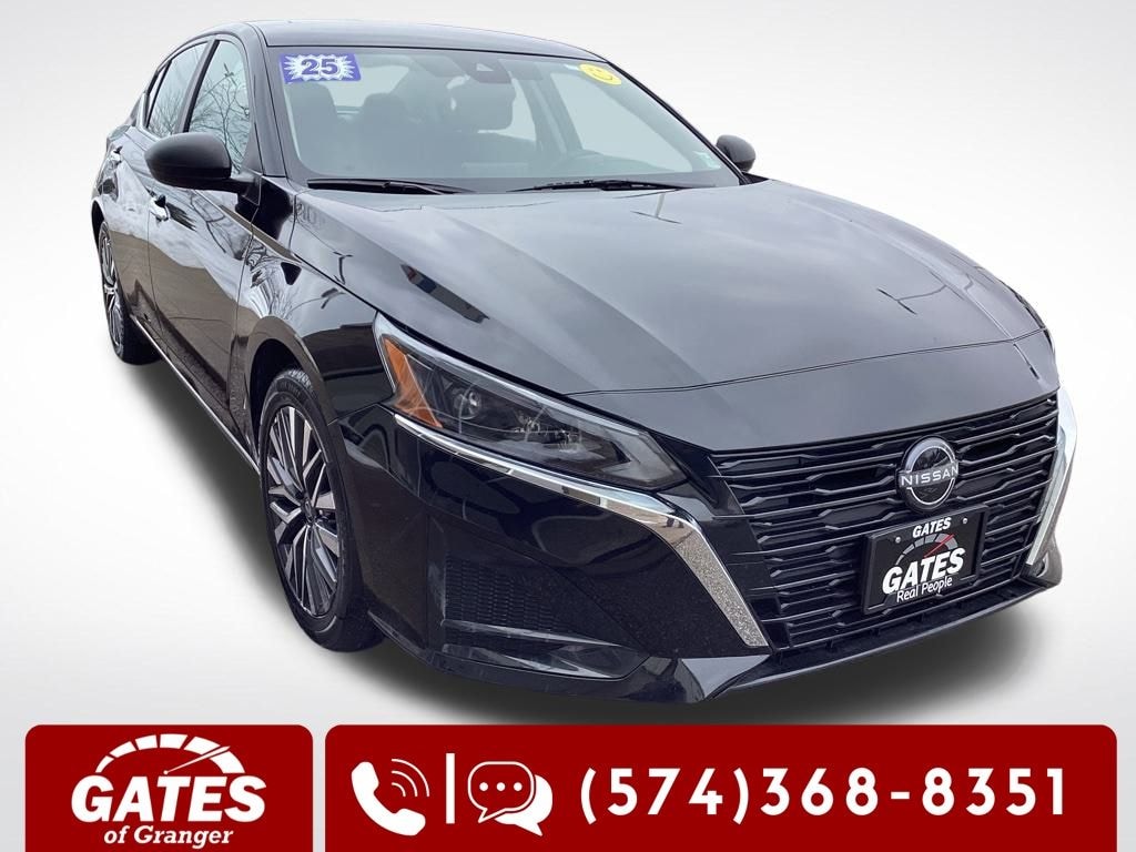 Used 2025 Nissan Altima SV Sedan