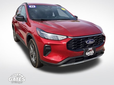 2025 Ford Escape ST-Line SUV