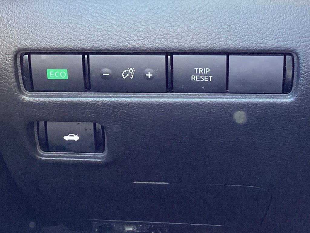 2025 Nissan Sentra SV - Photo 22