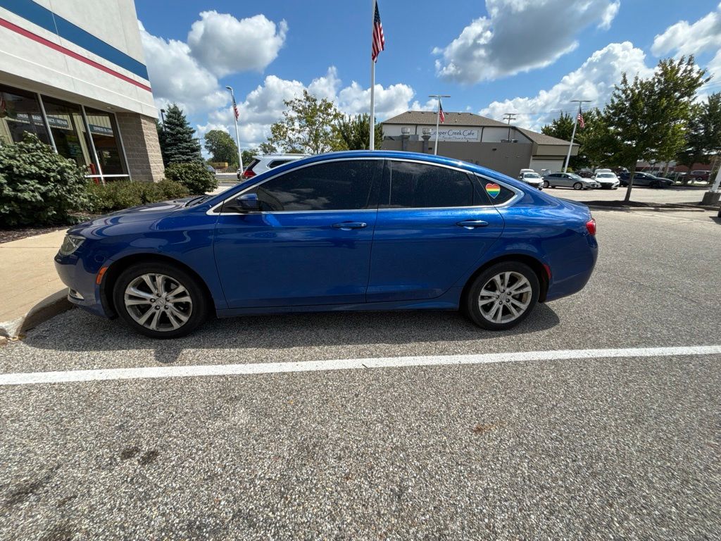2015 Chrysler 200 Limited