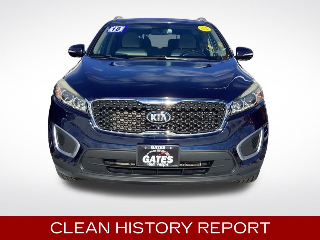 2018 Kia Sorento LX photo 2