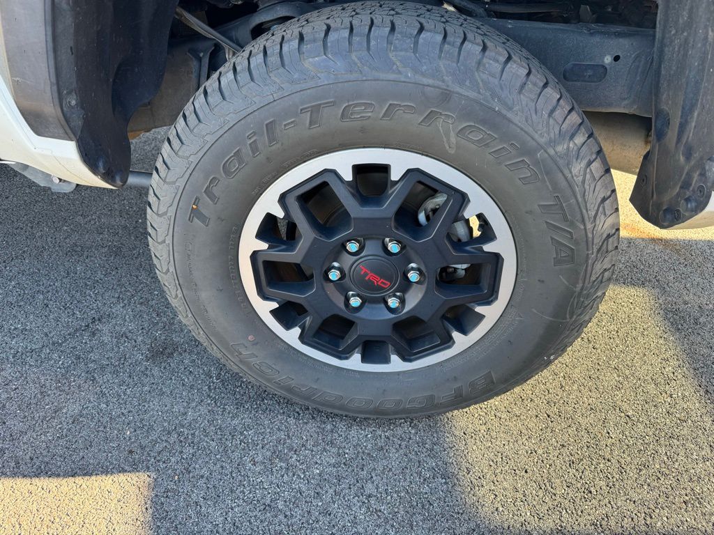 2024 Toyota Tacoma photo 4