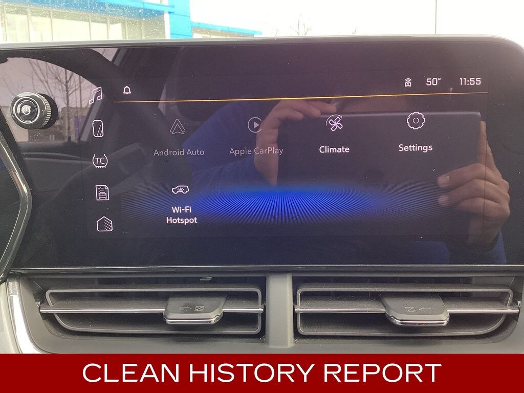 Used 2025 Chevrolet Trax LT SUV