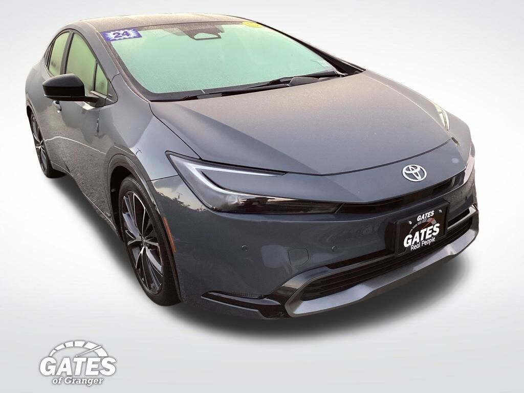 Used 2024 Toyota Prius XLE Hatchback