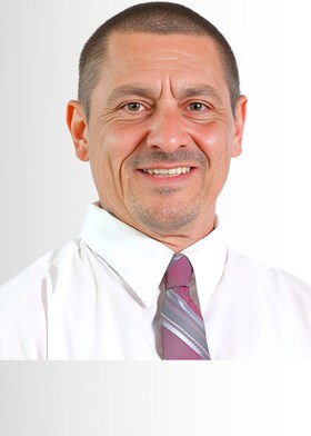 Staff member Chris Salinas from ID_97e4e0a55725