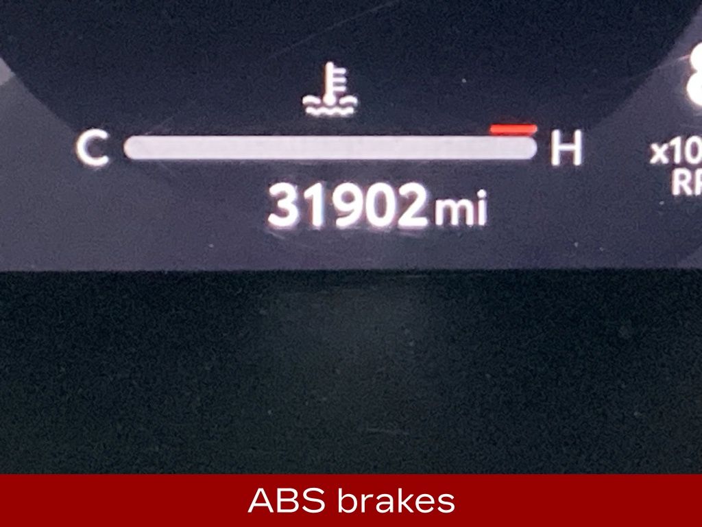 2024 Toyota Tacoma photo 3