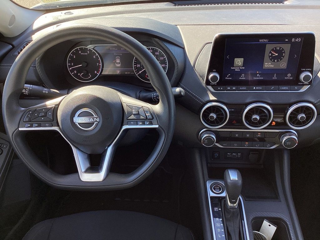 2025 Nissan Sentra SV - Photo 14