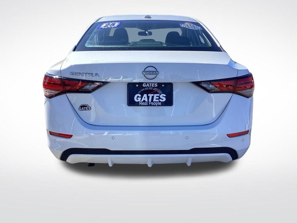 2025 Nissan Sentra SV - Photo 9