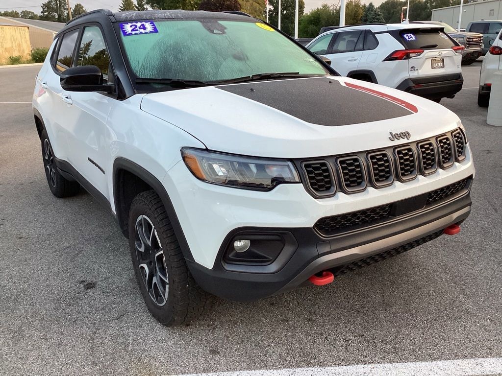 Used 2024 Jeep Compass Trailhawk SUV
