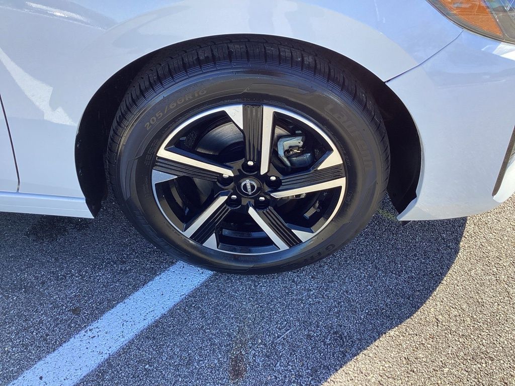 2025 Nissan Sentra SV - Photo 29