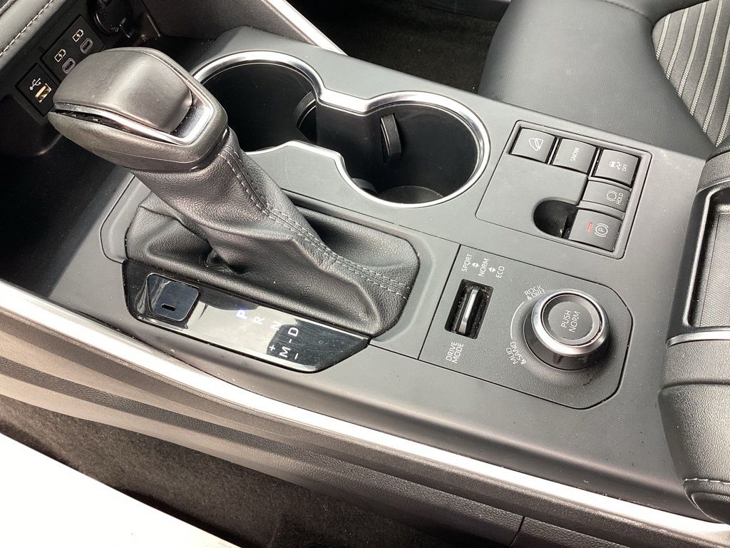 2025 Toyota Highlander XSE - Photo 32