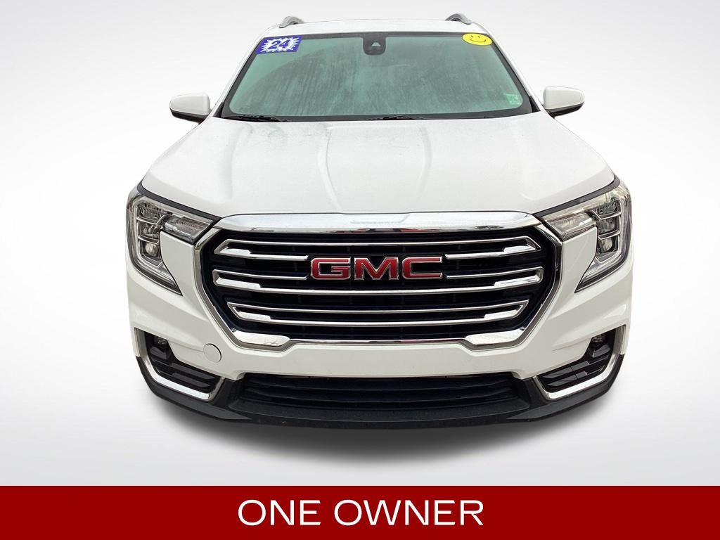 2024 Gmc Terrain SLT photo 2