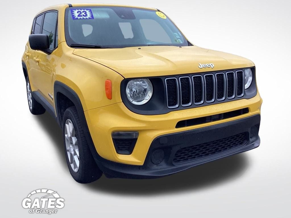 Used 2023 Jeep Renegade Latitude SUV