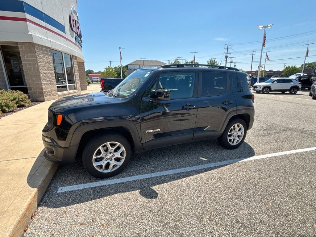Used 2018 Jeep Renegade Latitude 4x4 SUV