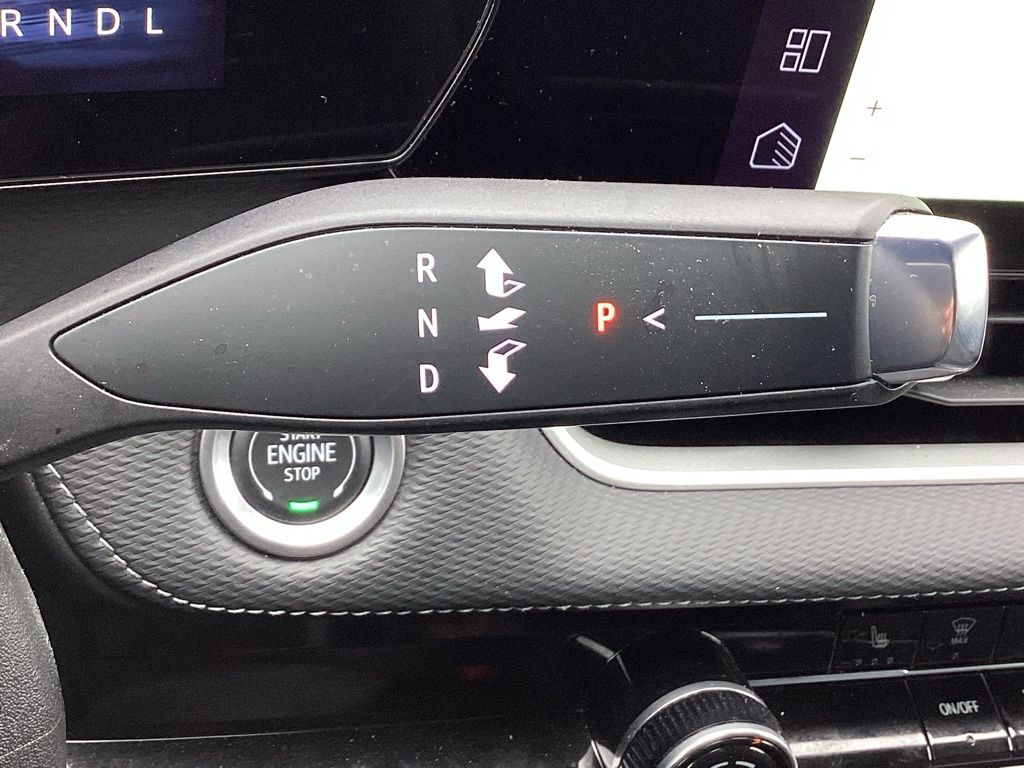 2025 Chevrolet Equinox LT - Photo 30