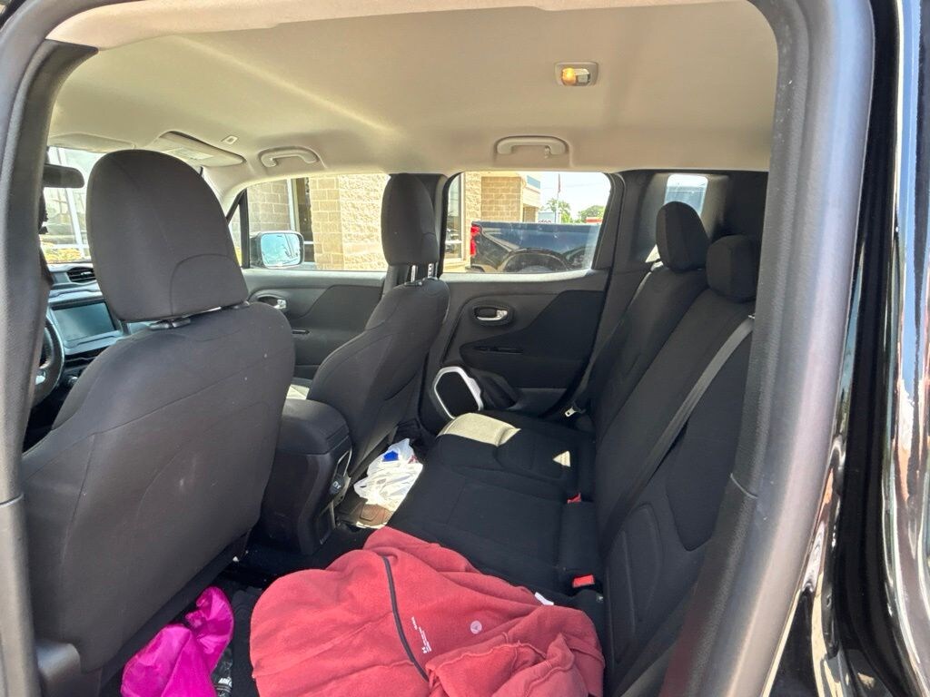 Used 2018 Jeep Renegade Latitude 4x4 SUV