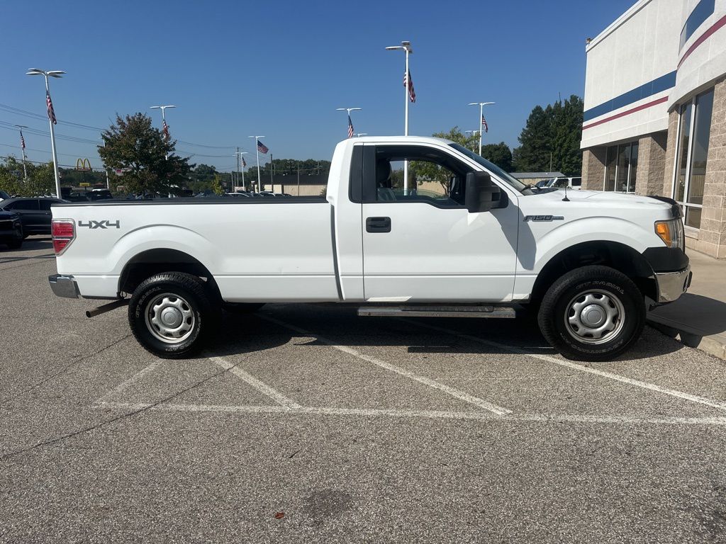 2010 Ford F-150 photo 2