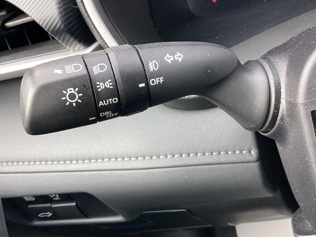 2025 Toyota Highlander XSE - Photo 28