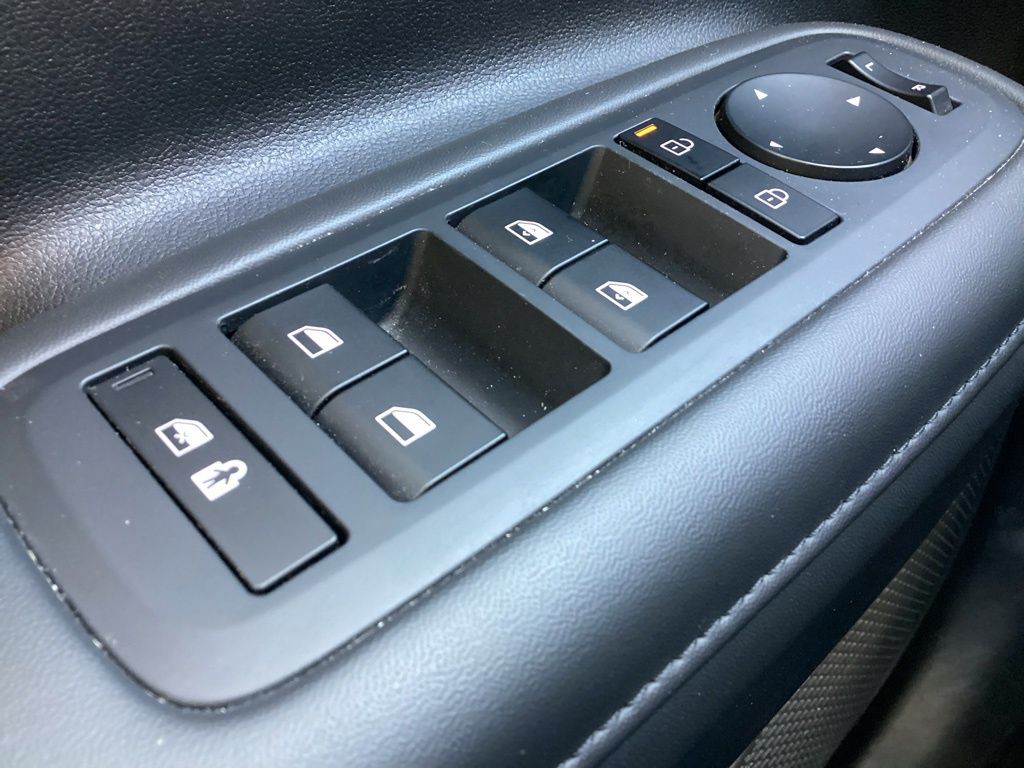 2025 Hyundai Santa Fe SEL - Photo 24