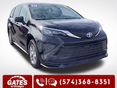 2025 Toyota Sienna LE 8 Passenger Minivan/Van