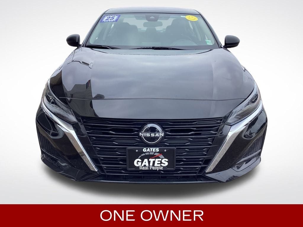 Used 2025 Nissan Altima SV Sedan