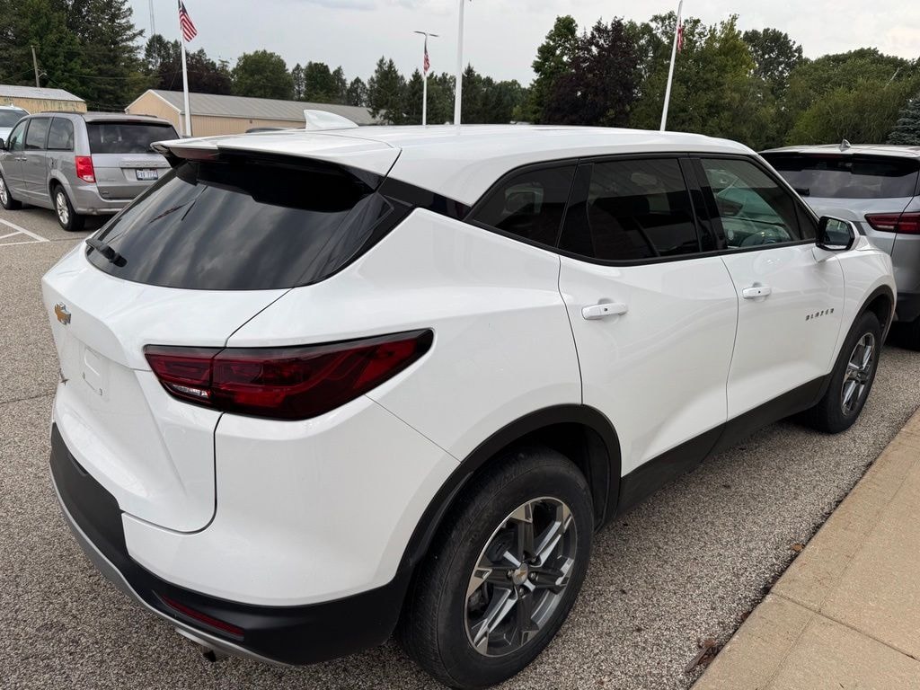 Used 2025 Chevrolet Blazer LT w/2LT SUV