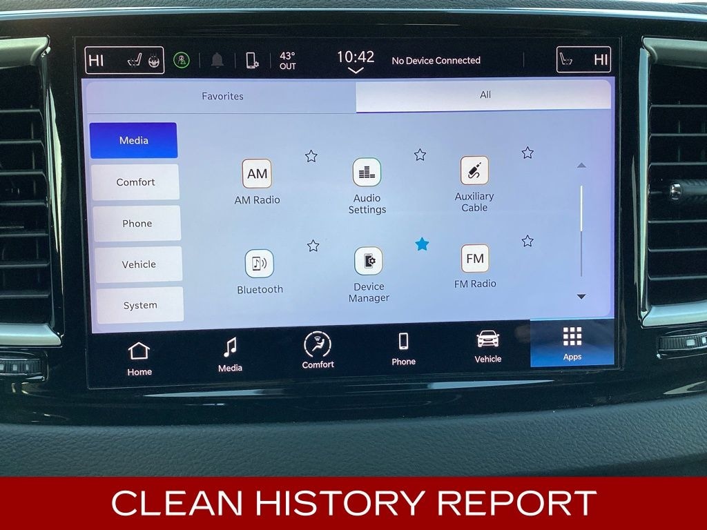 Used 2024 Chrysler Pacifica Touring L Minivan/Van