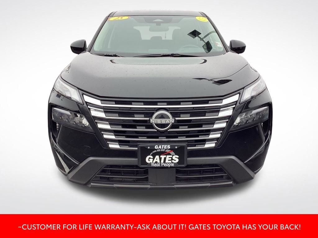 Used 2025 Nissan Rogue SV Sport Utility