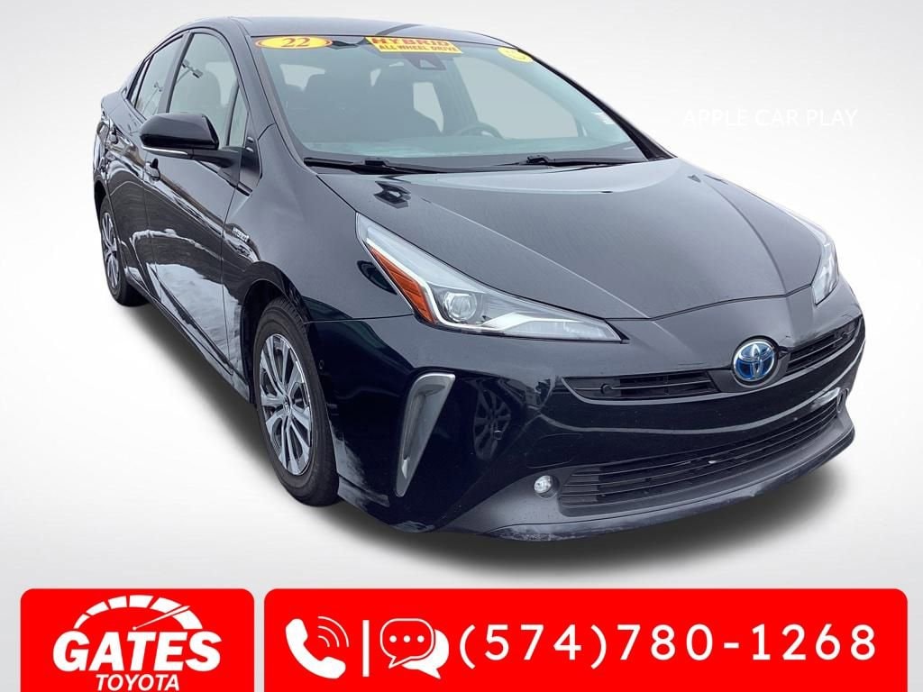 2022 Toyota Prius LE's photo