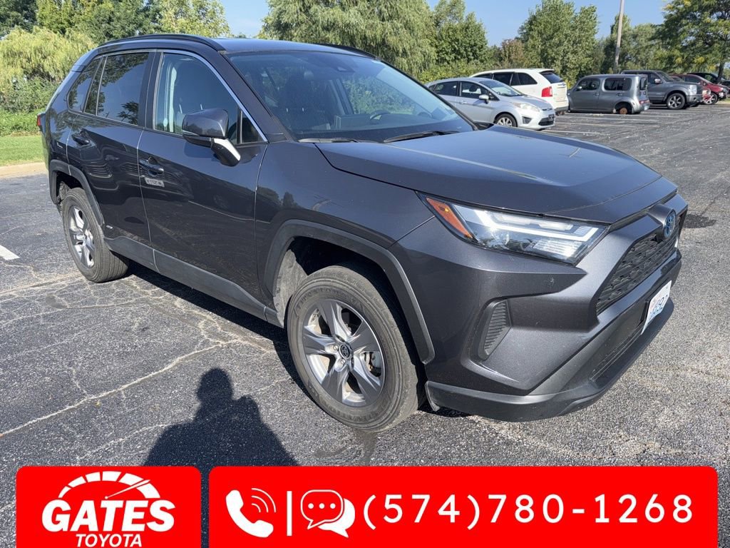 2024 Toyota RAV4 Hybrid XLE photo 2