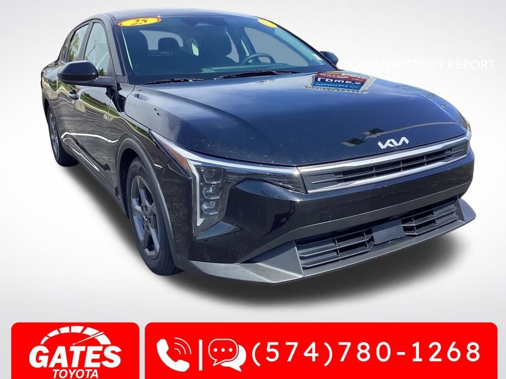 2025 Kia K4 LXS AT's photo