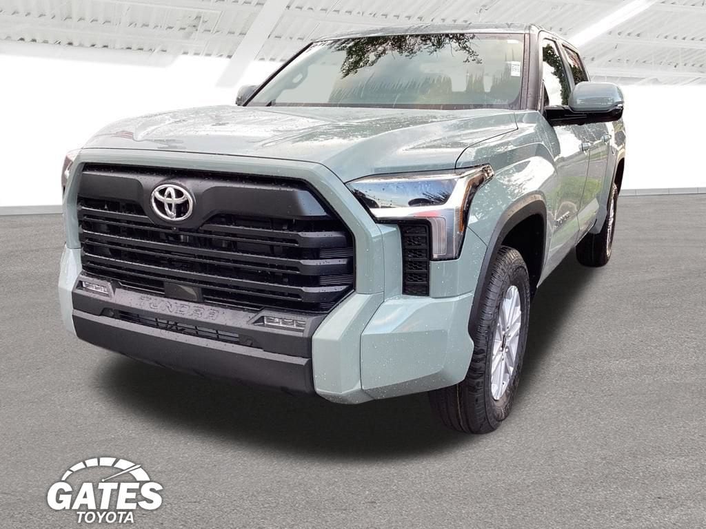 New 2026 Toyota Tundra SR5 SR5 CREWMAX 5.5
