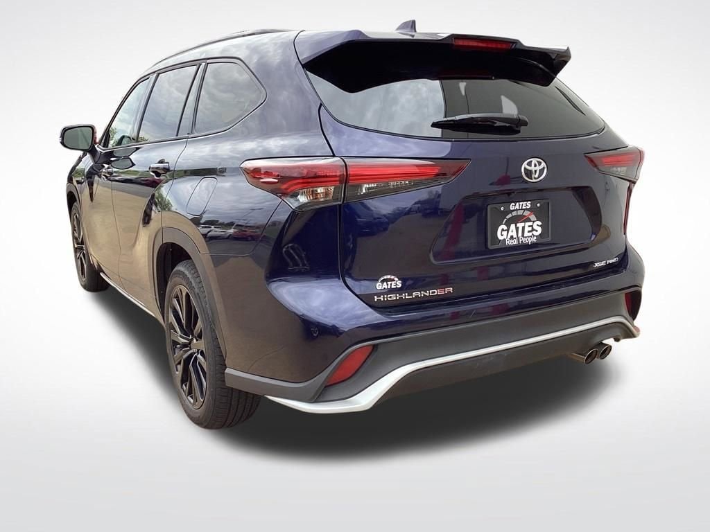 2025 Toyota Highlander XSE - Photo 8