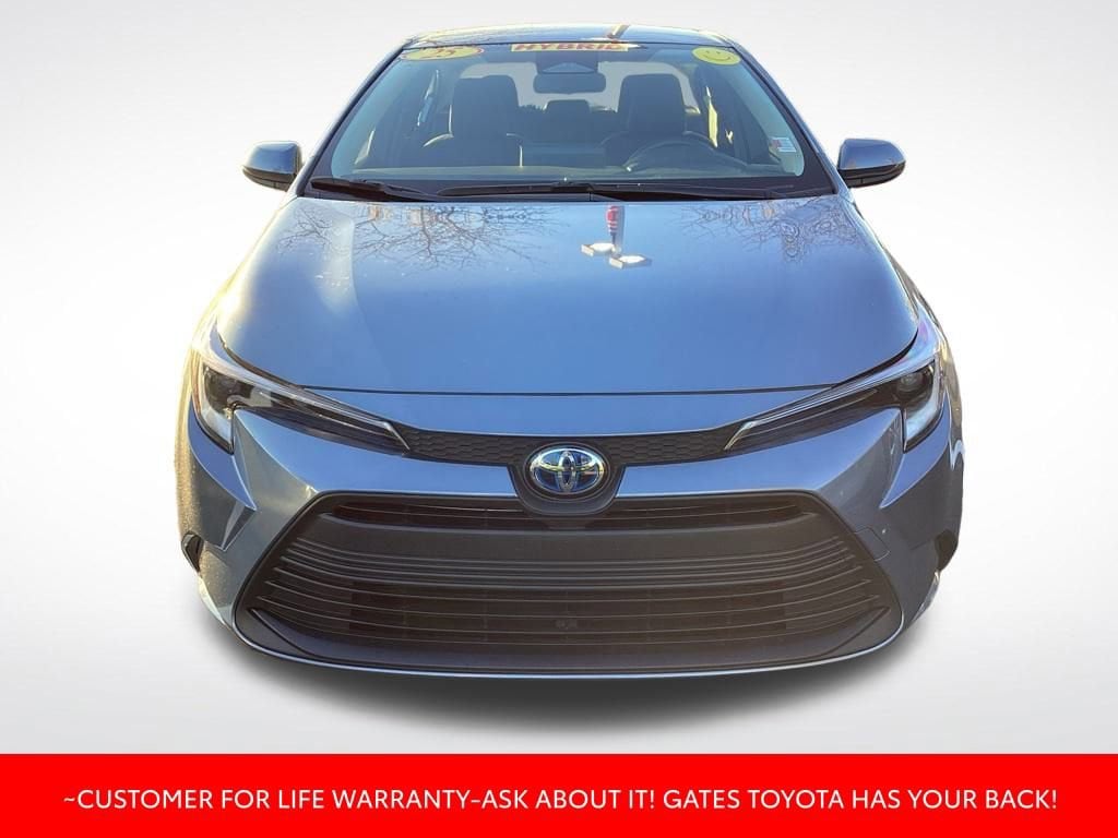 Used 2025 Toyota Corolla Hybrid LE Sedan
