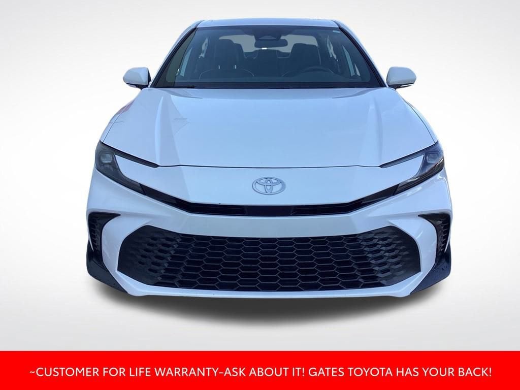 Used 2025 Toyota Camry SE Sedan