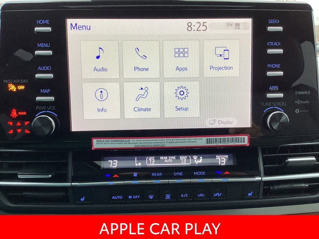 2024 Toyota Sienna XLE photo 3