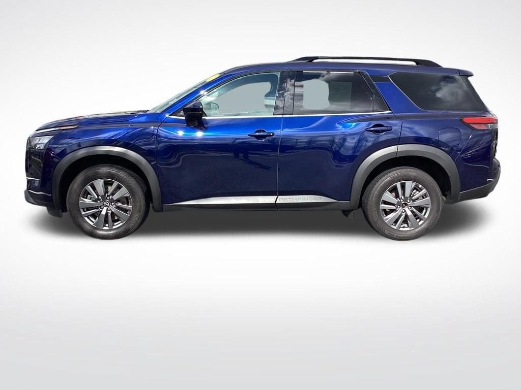 2025 Nissan Pathfinder SV - Photo 6