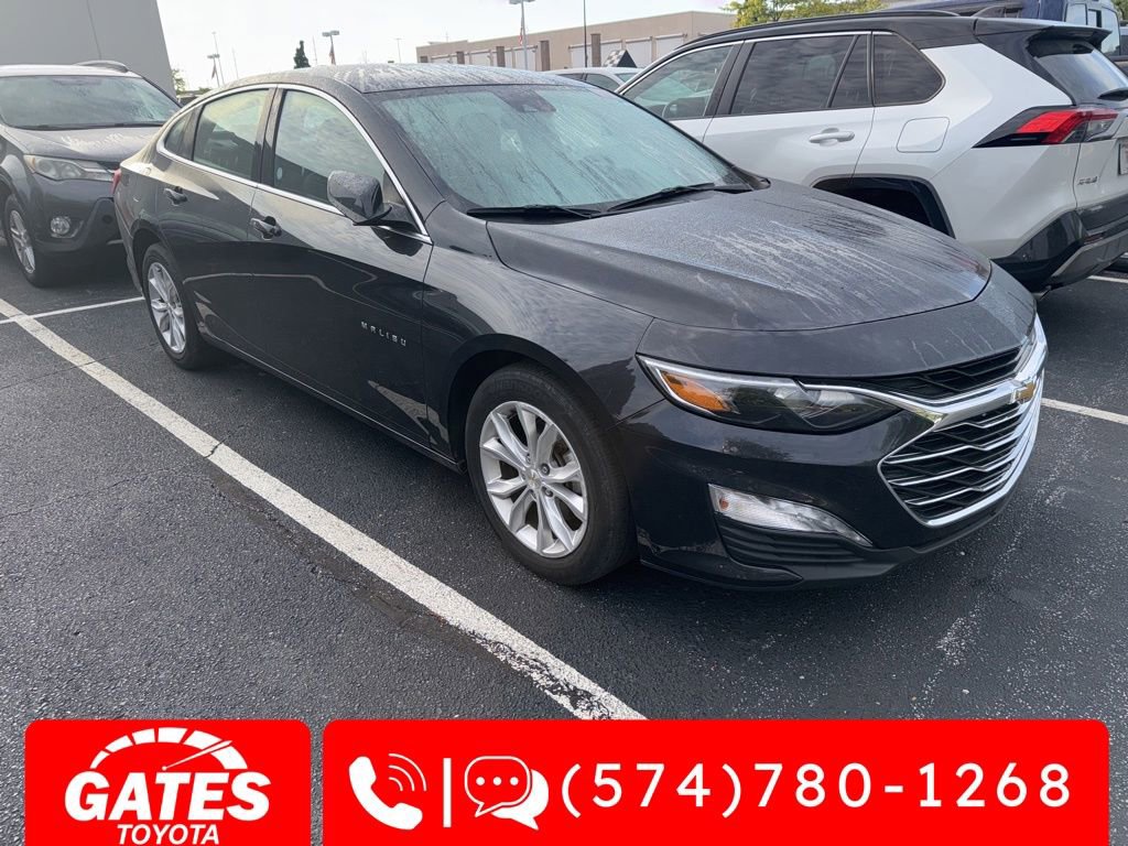 2023 Chevrolet Malibu 1LT photo 2