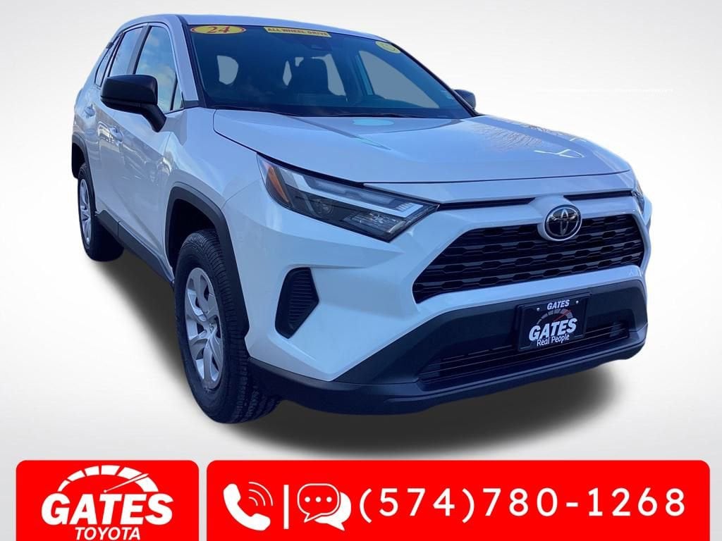 2024 Toyota RAV4 LE's photo