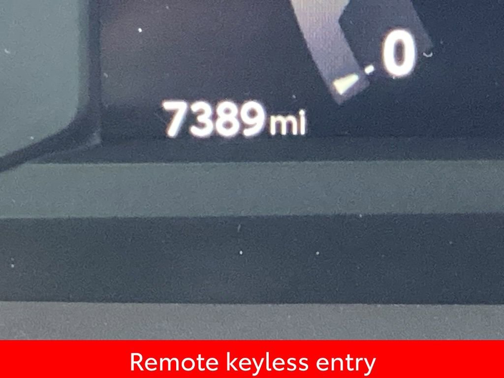 2025 Toyota Tacoma SR5 photo 4