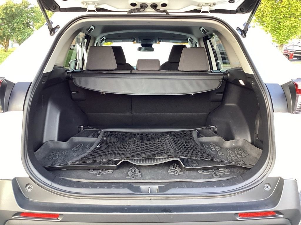 2023 Toyota RAV4 Woodland Edition - Photo 12