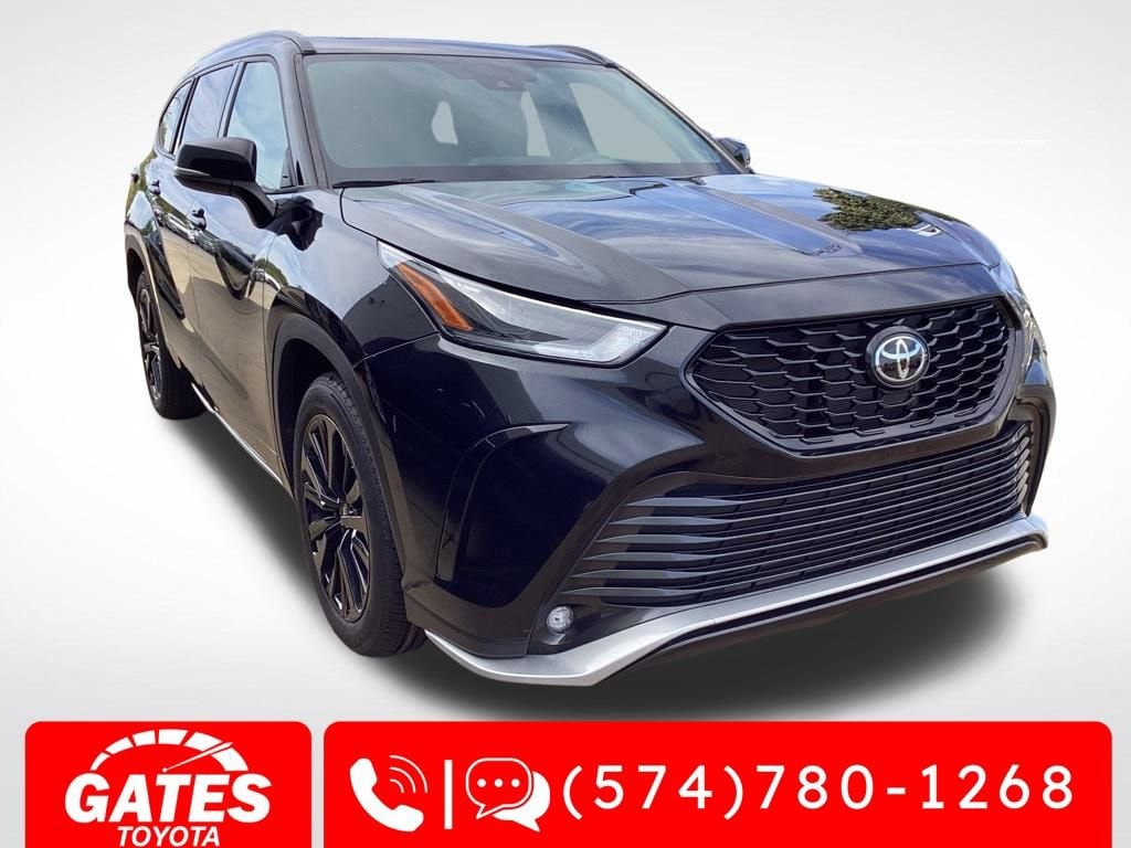 Used 2024 Toyota Highlander XSE Sport Utility