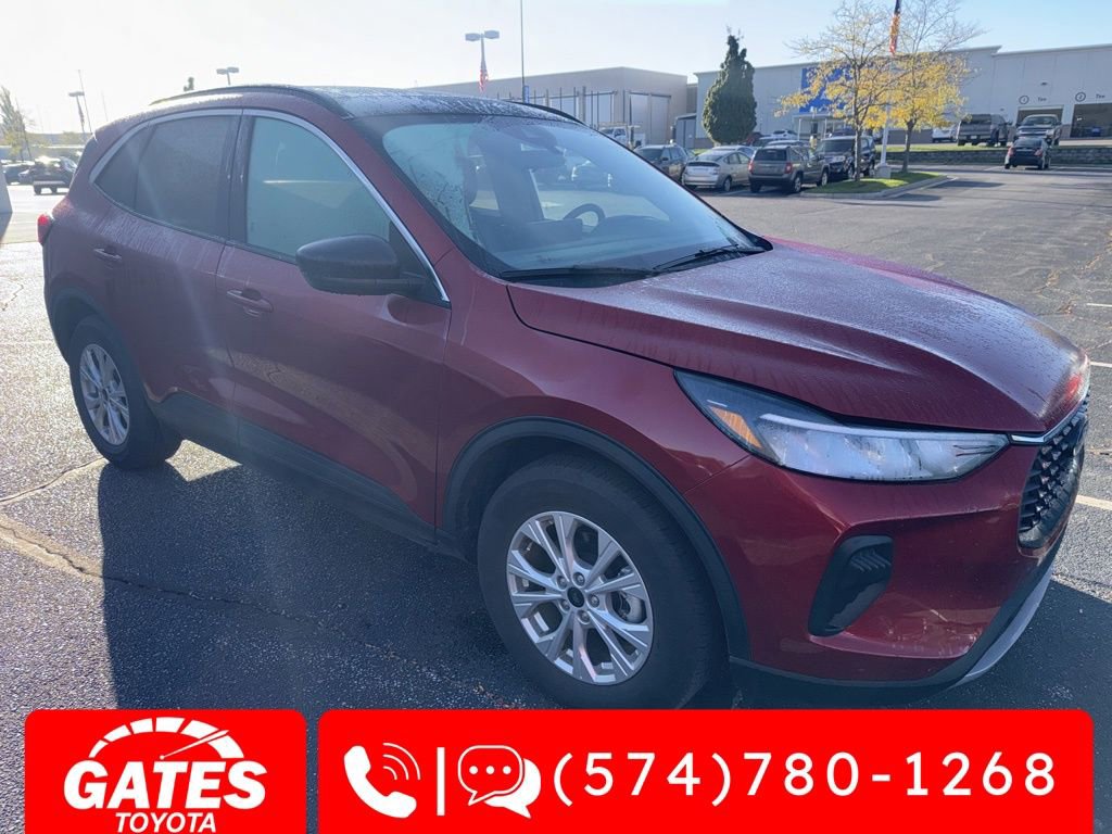2023 Ford Escape Active Sport photo 2