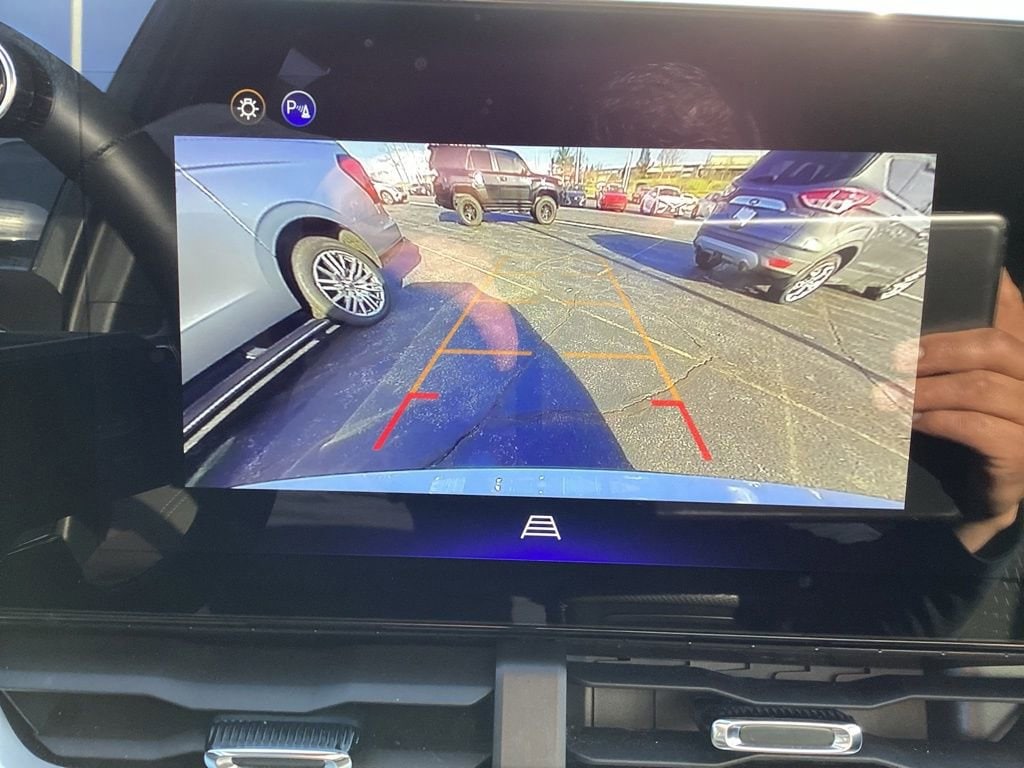 2025 Chevrolet Equinox LT - Photo 16