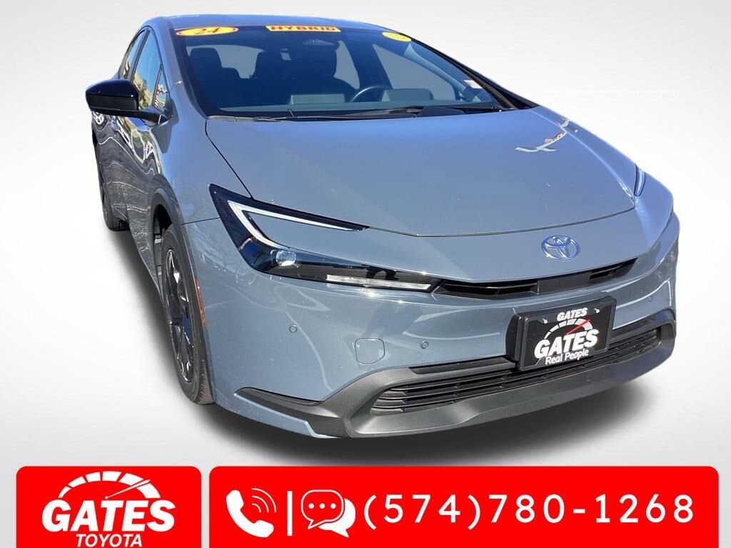 Used 2024 Toyota Prius LE Hatchback
