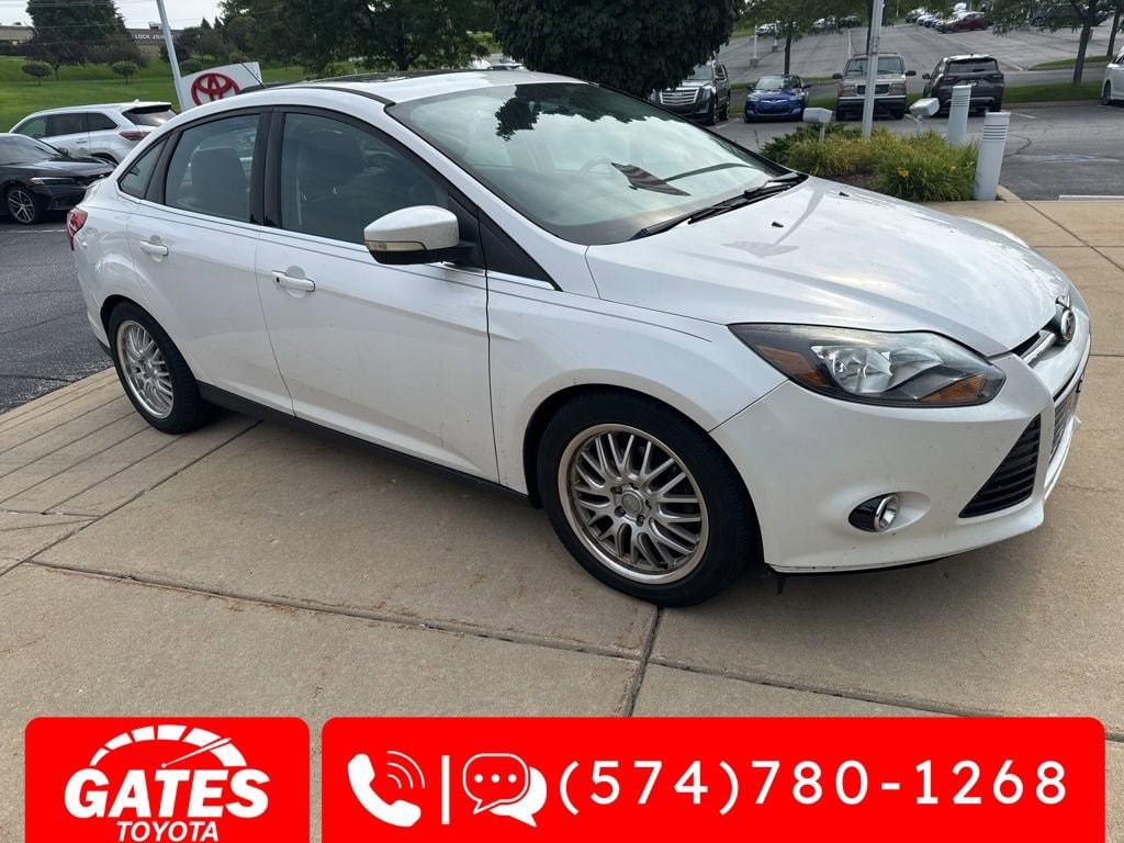 Used 2014 Ford Focus Titanium with VIN 1FADP3J23EL275744 for sale in South Bend, IN